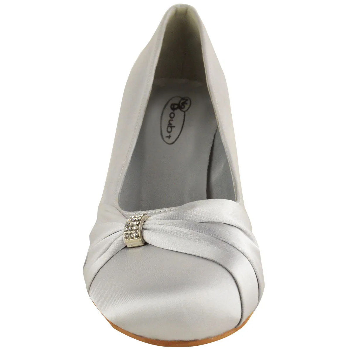 KAIRI LOW HEEL COURT SHOES WITH CLOSE TOE IN MOON SILVER SILK